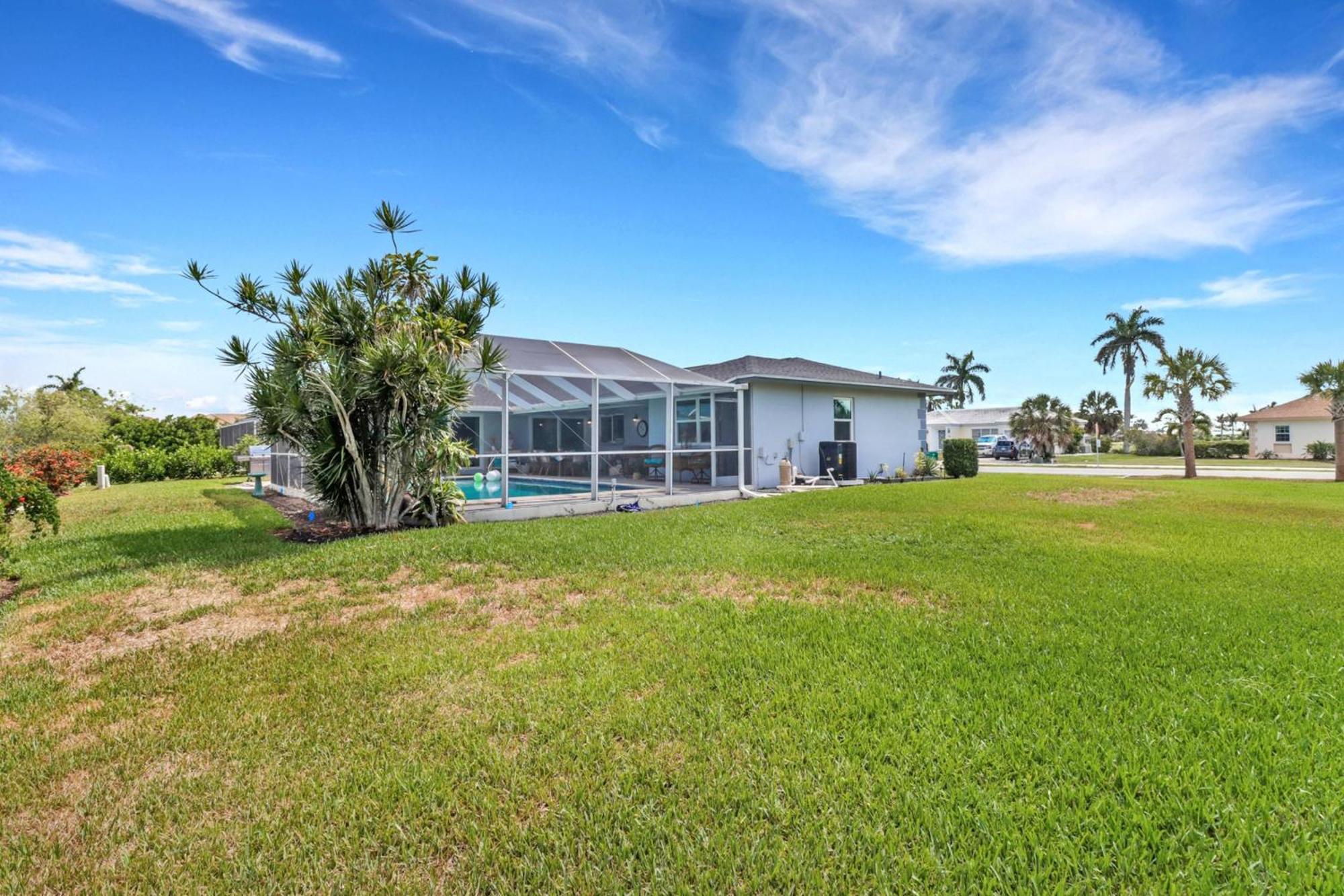 Inviting Lakeview Home L Pool L Close To Beaches جزيرة ماركو المظهر الخارجي الصورة