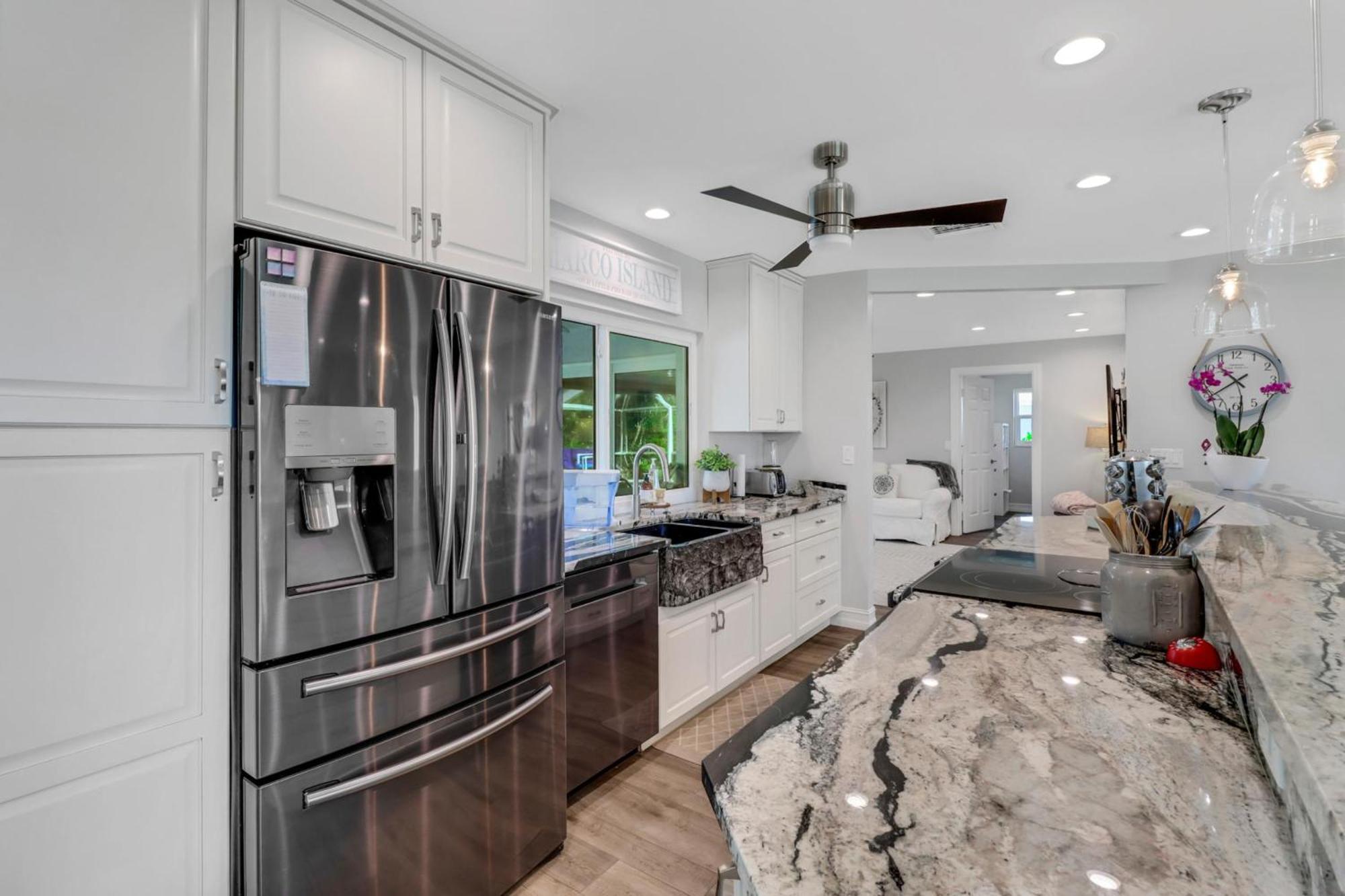 Inviting Lakeview Home L Pool L Close To Beaches جزيرة ماركو المظهر الخارجي الصورة