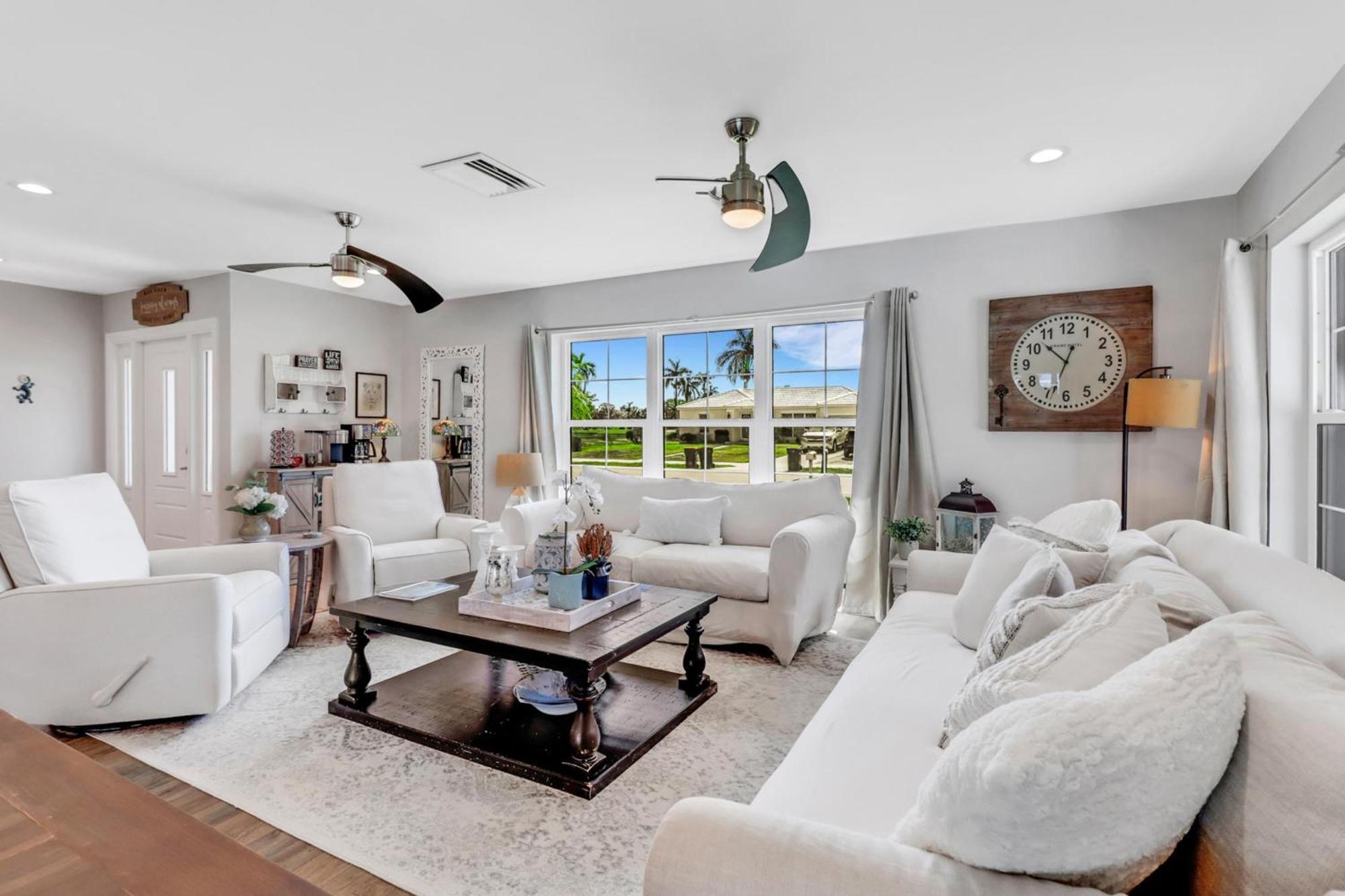 Inviting Lakeview Home L Pool L Close To Beaches جزيرة ماركو المظهر الخارجي الصورة