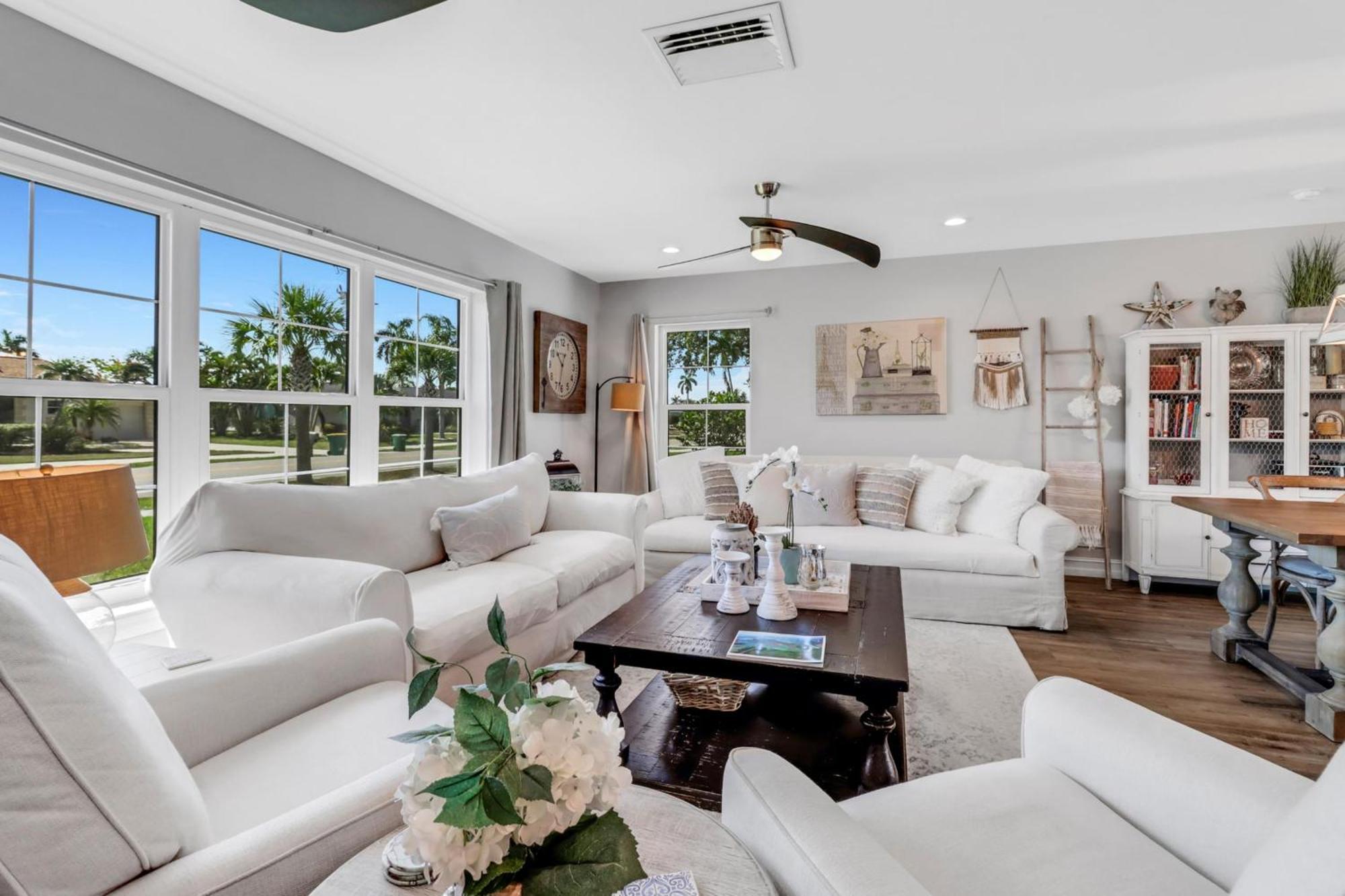 Inviting Lakeview Home L Pool L Close To Beaches جزيرة ماركو المظهر الخارجي الصورة